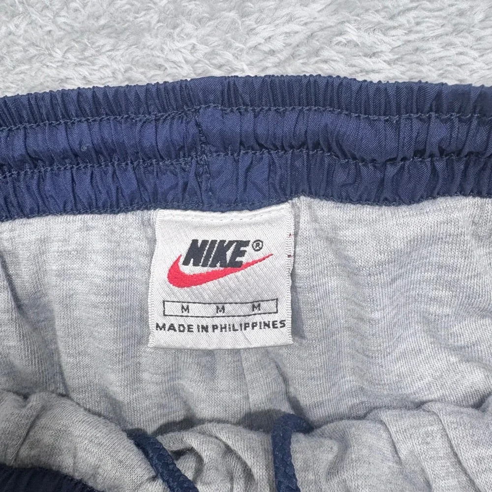 Vintage Nike Track Pants Mens Medium Navy Blue Lined Crinkle Nylon Zip Cuff